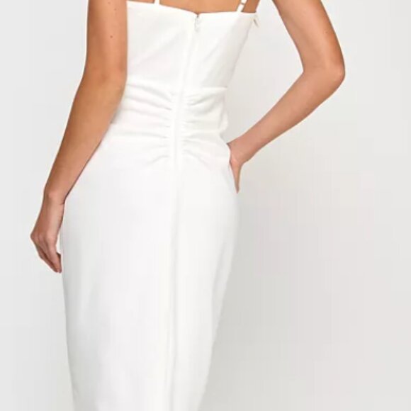 Sleeveless Midi White Dress - Picture 2 of 2